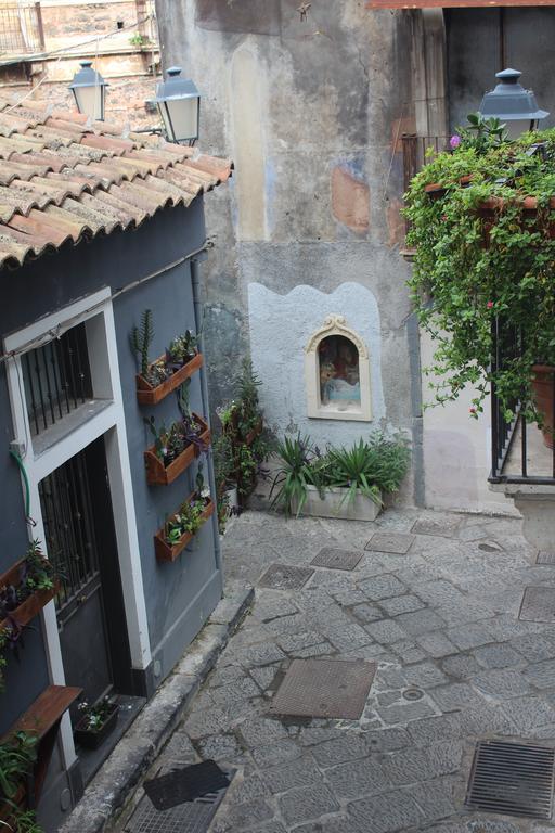 A Casa Di Ettore Катания Экстерьер фото